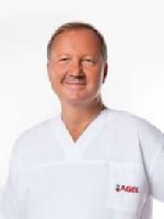 Generálny riaditeľ Kardiocentra
AGEL Košice-Šaca prof. MUDr.
František Sabol, PhD., MPH, MBA