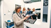 V Nemocnici AGEL Košice-Šaca na konci februára slávnostne otvorili nové Mamárne centrum vybavené najmodernejšou technikou. Samozrejmosťou nového priestoru je aj príjemné prostredie pre pacientky