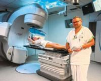 Nový lineární urychlovač umí pracovat například i s přirozeným pohybem pacienta, jeho součástí je také umělá inteligence
