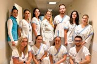 Nově vzniklý tým lůžkové rehabilitace v Přerově vede MUDr. Natálie Kapráliková (v horní řadě uprostřed)