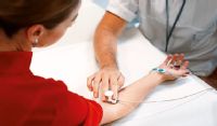 Pacienti s touto diagnózou sú často diagnostikovaní až pomerne neskoro, a tak často prichádzajú o roky, kedy by kvalita ich života mohla byť vďaka adekvátnej terapii lepšia
