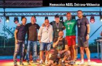 Plážový volejbal: 1 BO Vítkovice!!! (Nemocnice AGEL Ostrava-Vítkovice)
2 AGEL Clinic 3 Srdcové esá & Východňáre (Nemocnica AGEL Košice-Šaca,
Kardiocentrum AGEL)
