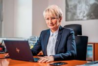 MUDr. Marie Marsová, MBA, LL.M., předsedkyně Vědecké rady AGEL a místopředsedkyně představenstva společnosti AGEL a AGEL SK